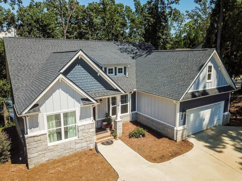 Property image 3 at 402 Bay Hill, West Union, SC 29696