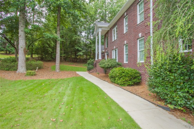 Property image 3 at 103 Abington Court, Anderson, SC 29621