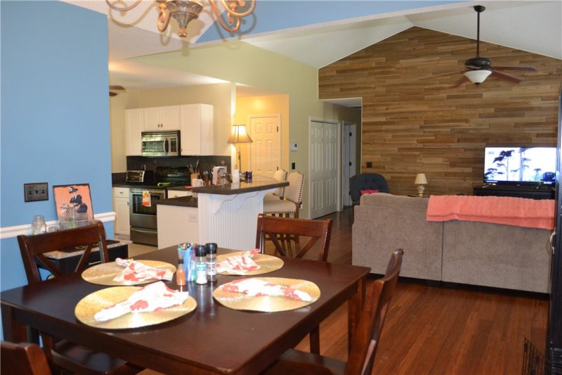 Property image 3 at 506 Lakeside Drive, Anderson, SC 29621