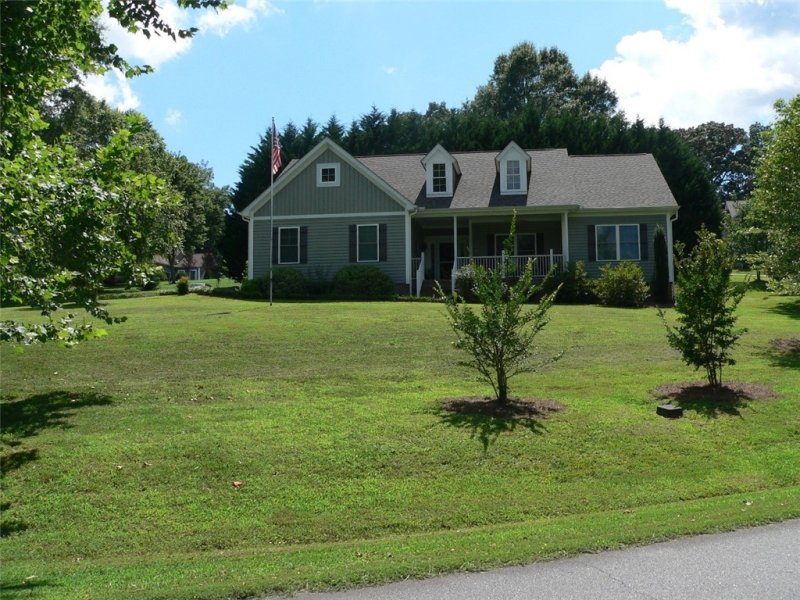 Property image 3 at 100 Lake Ridge Circle, Walhalla, SC 29691