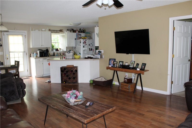 Property image 2 at 104 Forest Spring Drive, Seneca, SC 29678