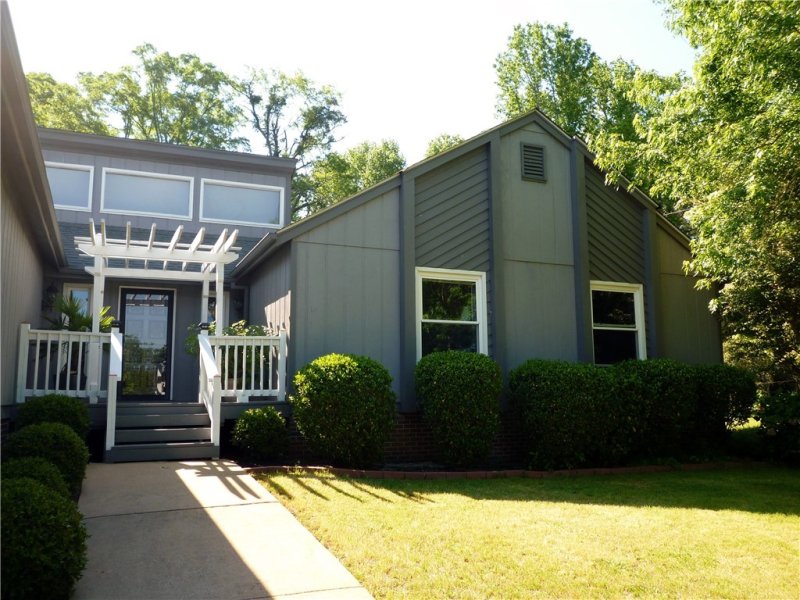 Property image 4 at 203 Oakwood Estates Drive, Anderson, SC 29621