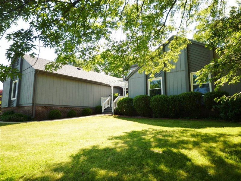 Property image 5 at 203 Oakwood Estates Drive, Anderson, SC 29621