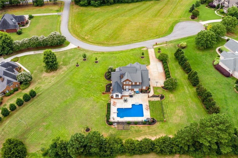 Property image 5 at 108 Carolina Cup, Belton, SC 29627