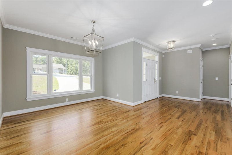 Property image 2 at 906 Twingate Lane, Seneca, SC 29672