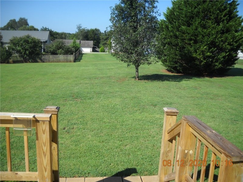 Property image 3 at 122 Terrace Meadows Drive, Seneca, SC 29672
