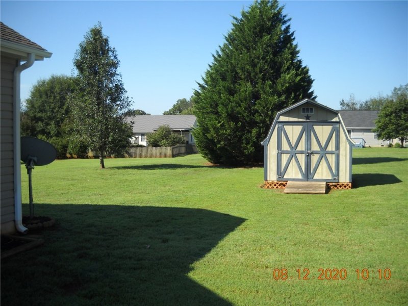 Property image 4 at 122 Terrace Meadows Drive, Seneca, SC 29672