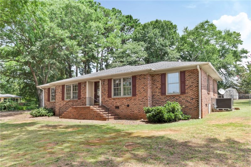 Property image 2 at 503 Loblolly Drive, Anderson, SC 29625