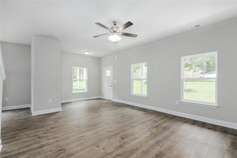 Property image 4 at 404 Grant Street, Easley, SC 29642