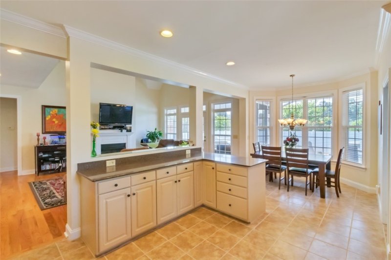 Property image 5 at 202 Edens Ridge Drive, Six Mile, SC 29682