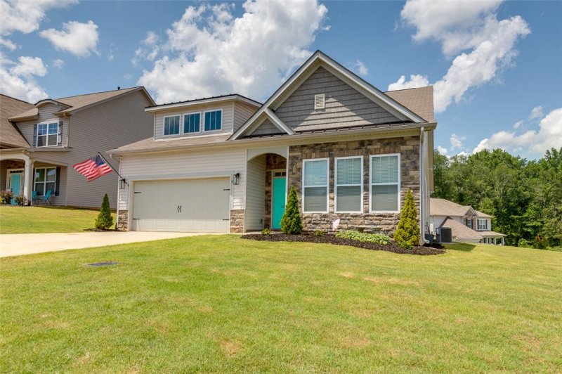 Property image 2 at 217 Wildflower Road, Easley, SC 29642