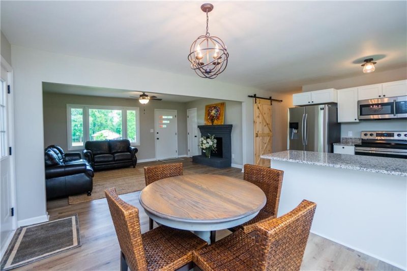 Property image 3 at 108 Brookwood Drive, Seneca, SC 29678