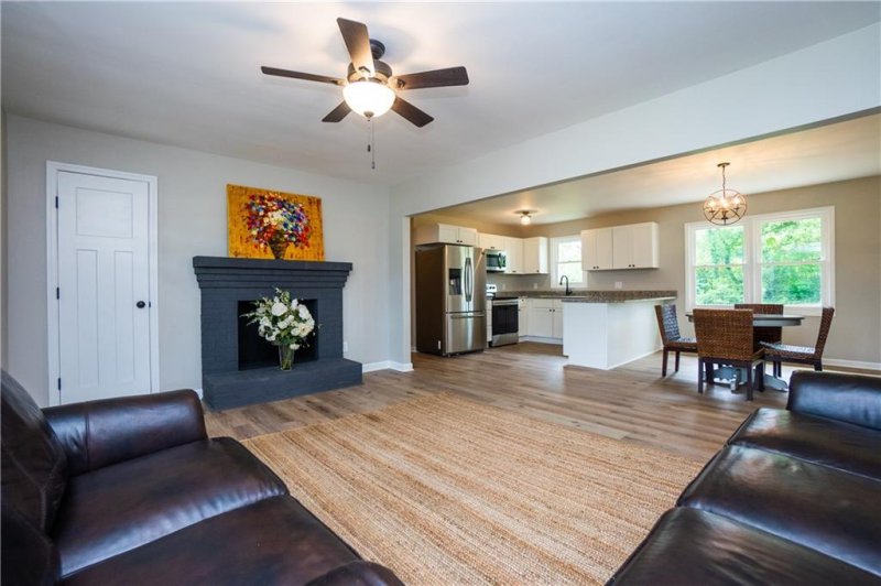 Property image 4 at 108 Brookwood Drive, Seneca, SC 29678