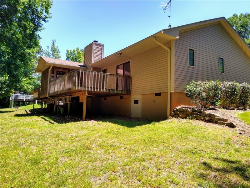 Property image 3 at 115 Sequayah Drive, Fair Play, SC 29643