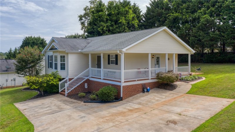 Property image 4 at 307 Lenhardt Road, Easley, SC 29640