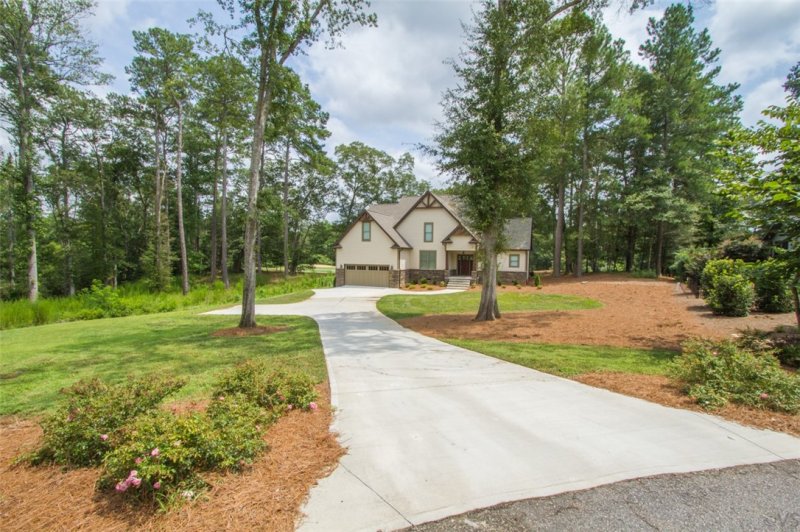 Property image 2 at 426 Deerwood Road, Anderson, SC 29621