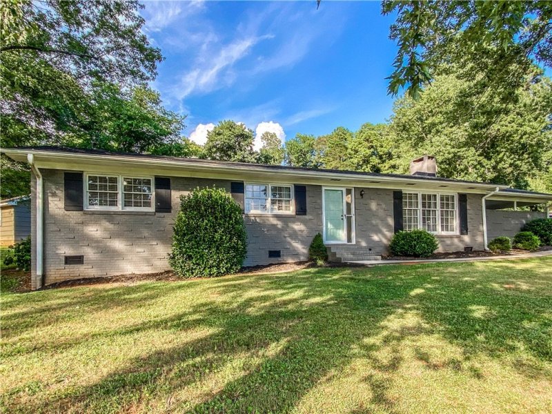 Property image 3 at 111 Brookhaven Circle, Seneca, SC 29672