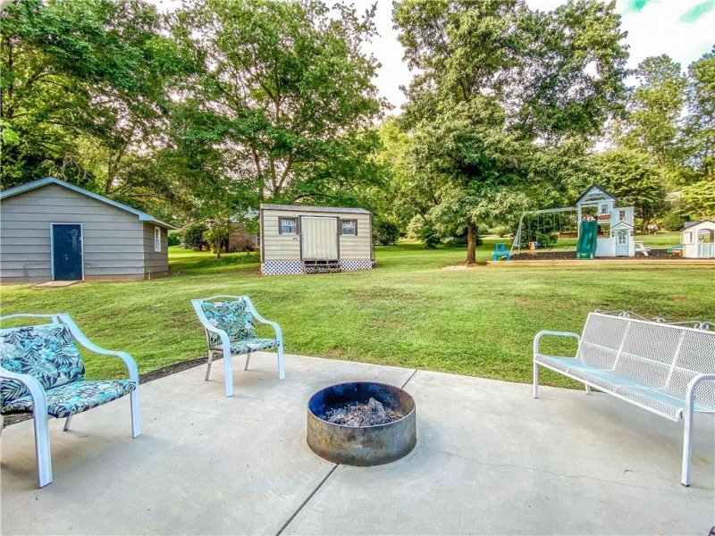 Property image 5 at 111 Brookhaven Circle, Seneca, SC 29672