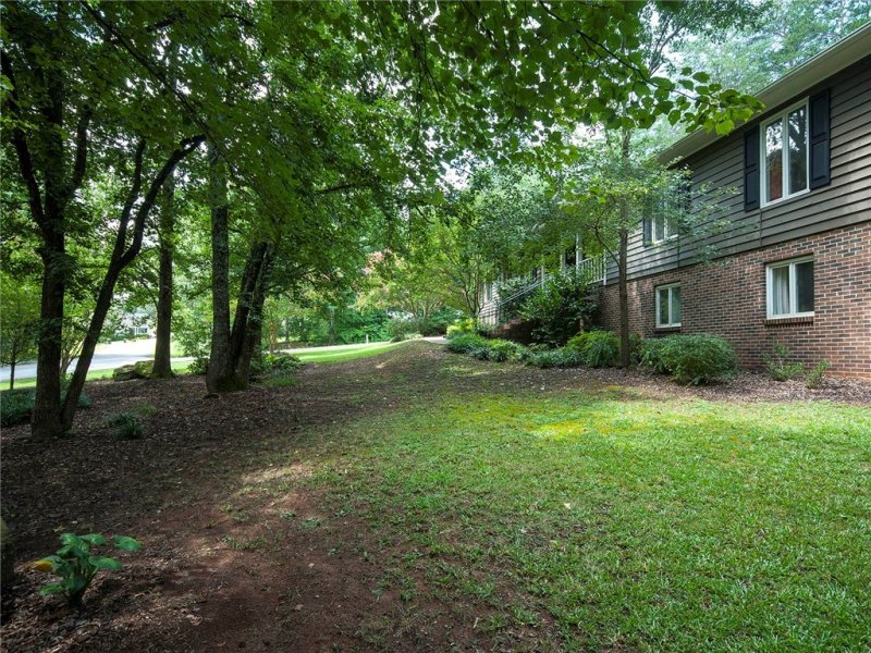 Property image 3 at 222 Stone Hedge Court, Easley, SC 29642