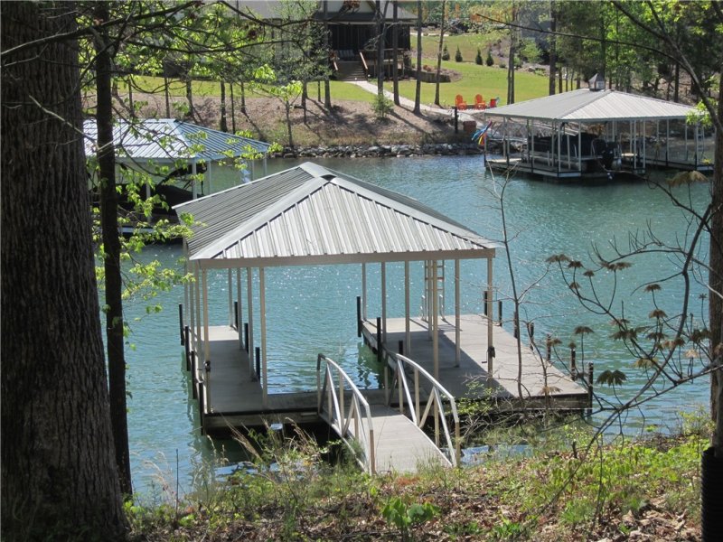 Property image 4 at 515 Pointe West Drive, Seneca, SC 29672