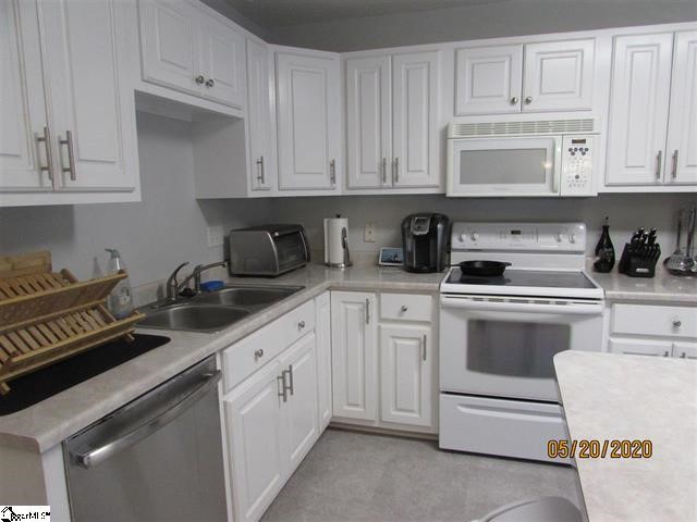 Property image 3 at 243 Hallmark Circle, Easley, SC 29640