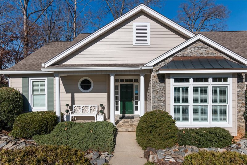 Property image 4 at 607 Topaz Court, Seneca, SC 29672