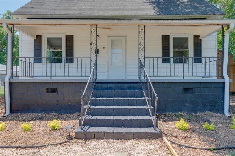 Property image 4 at 2 Green Street, Pelzer, SC 29669