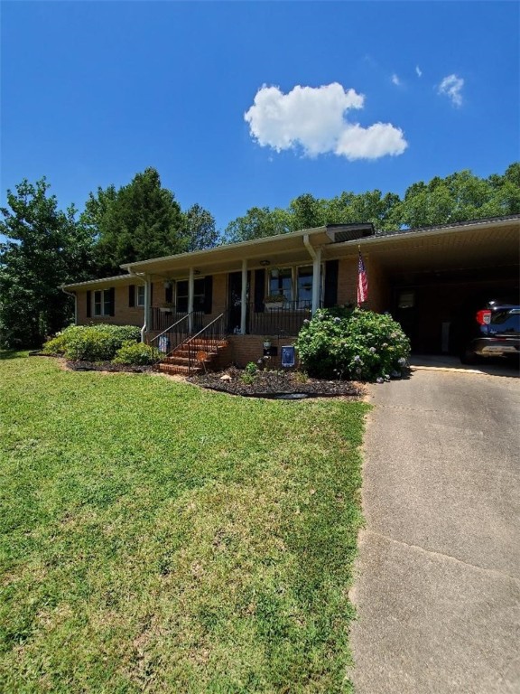 Property image 2 at 305 Winfield Drive, Anderson, SC 29624