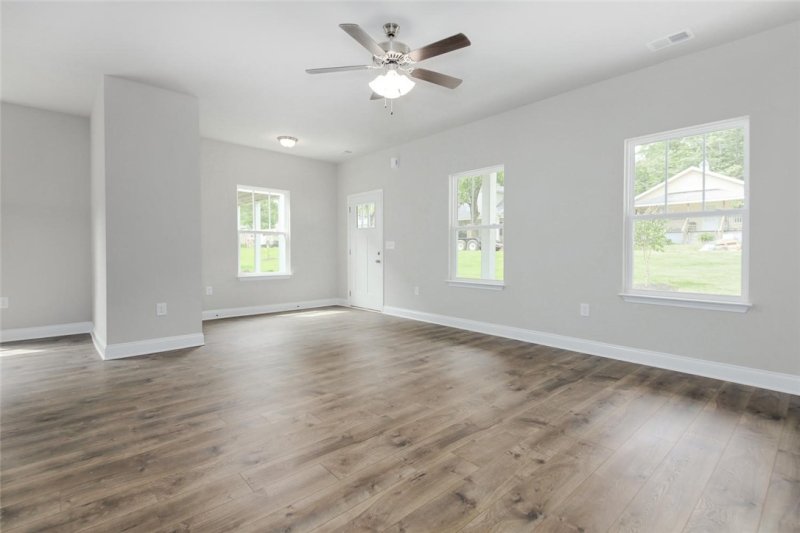 Property image 4 at 412 Grant Street, Easley, SC 29642