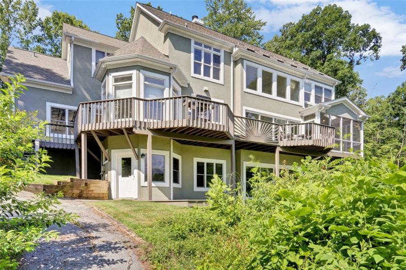 Property image 2 at 11 Harbour View Drive, Salem, SC 29676