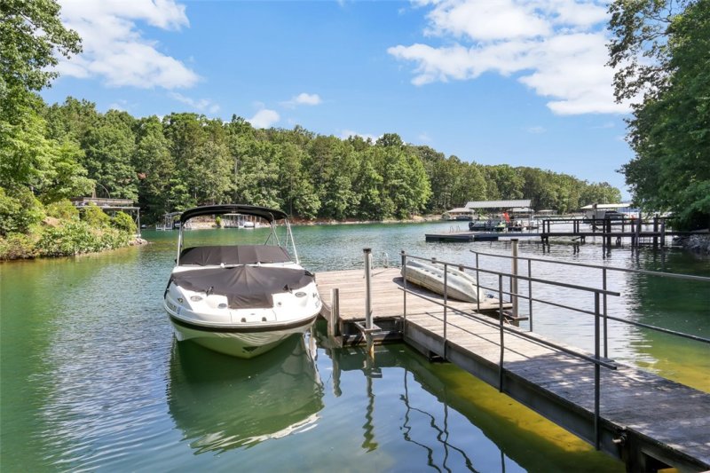 Property image 3 at 11 Harbour View Drive, Salem, SC 29676