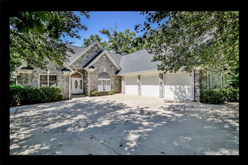 453 Cleveland Ferry Road