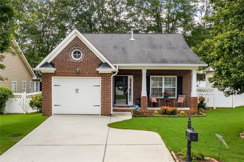 Property image 2 at 124 Abigail Lane, Anderson, SC 29621