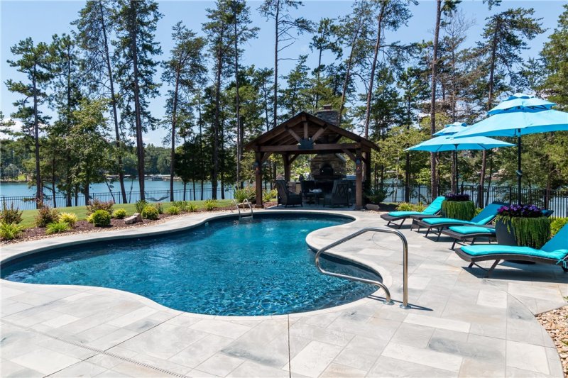 Property image 4 at 914 Four Views Court, Seneca, SC 29672