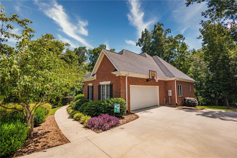 Property image 2 at 610 Red Maple Way, Clemson, SC 29631