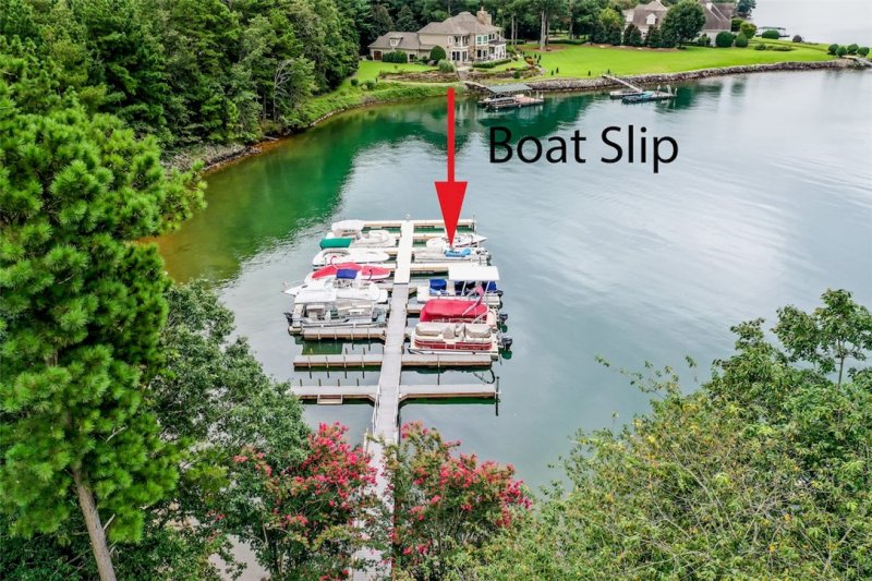 Property image 2 at 112 Wynmere Way, Seneca, SC 29672