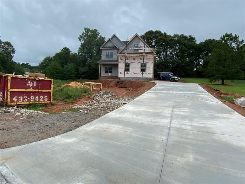 Property image 2 at 121 Saddle Brook, Anderson, SC 29625