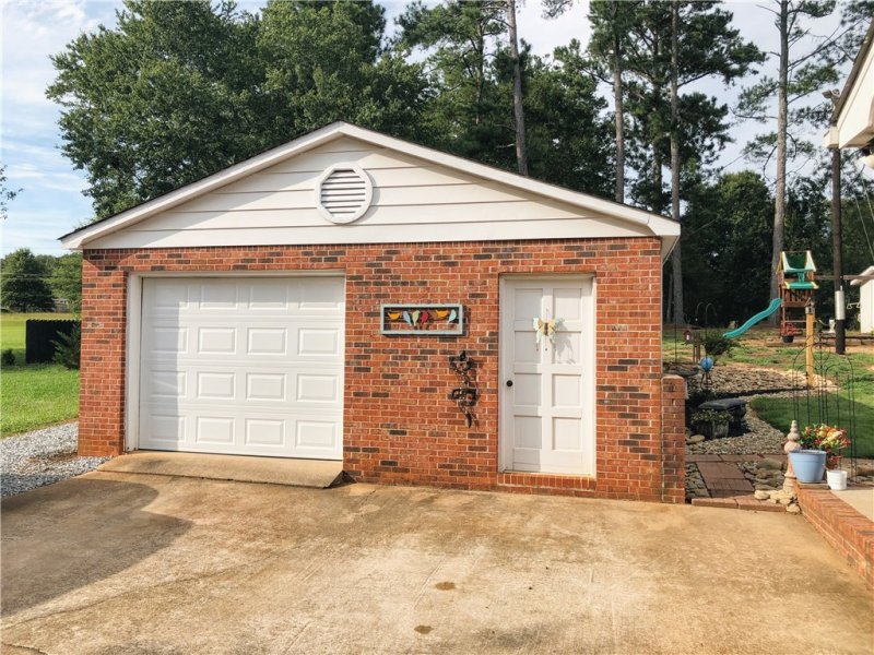 Property image 3 at 123 Olivarri Drive, Anderson, SC 29621