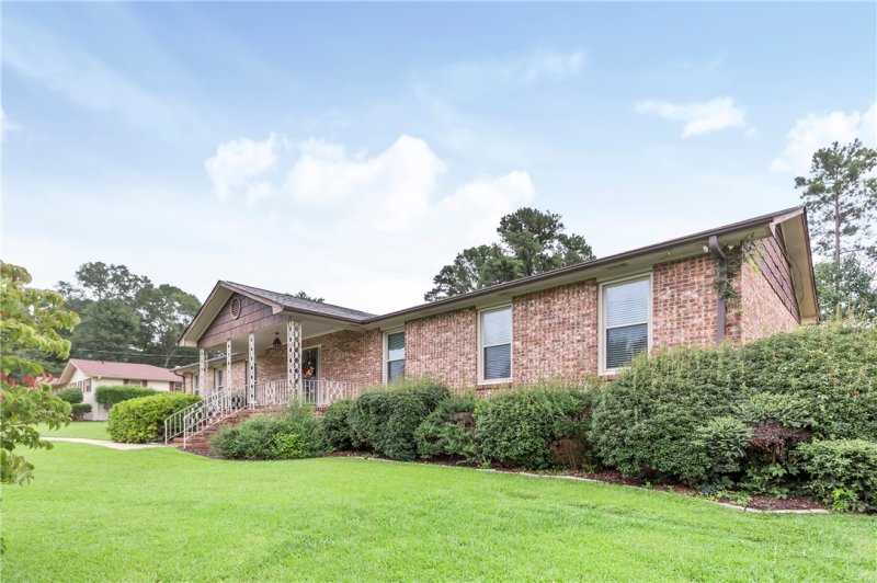 Property image 2 at 106 Acorn Drive, Anderson, SC 29621