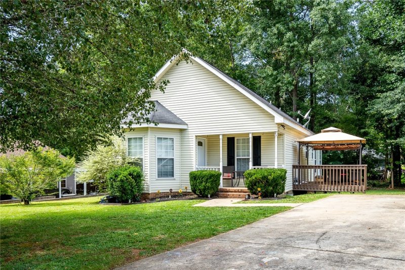 29 Cooperfield Avenue