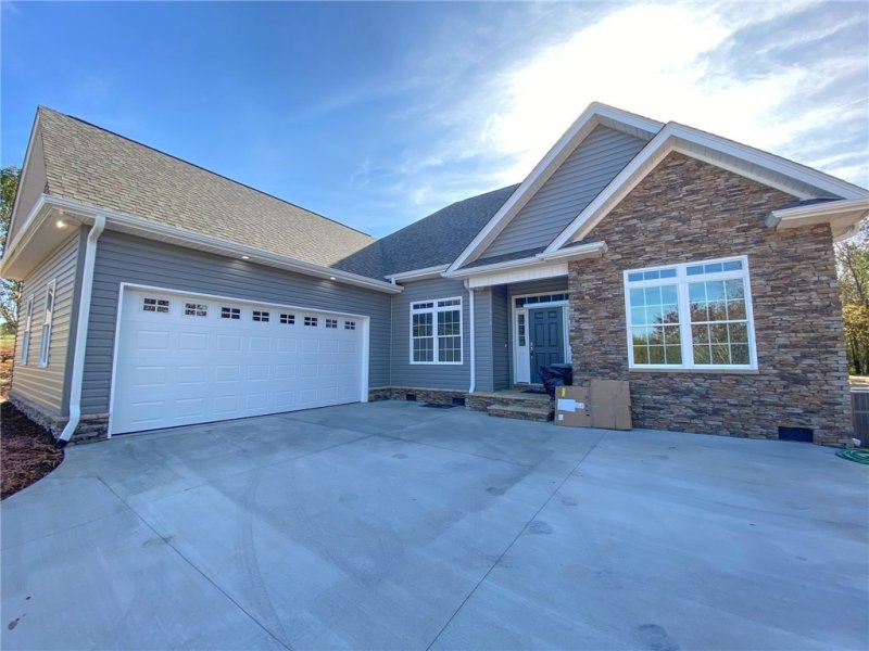 Property image 3 at 510 Ivy Spring Court, Seneca, SC 29678