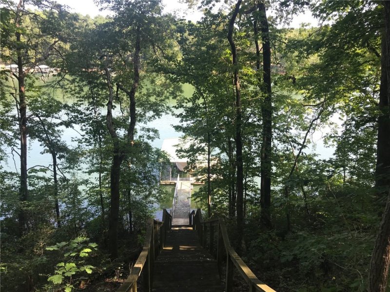 Property image 4 at 557 Riverstone Drive, Salem, SC 29676