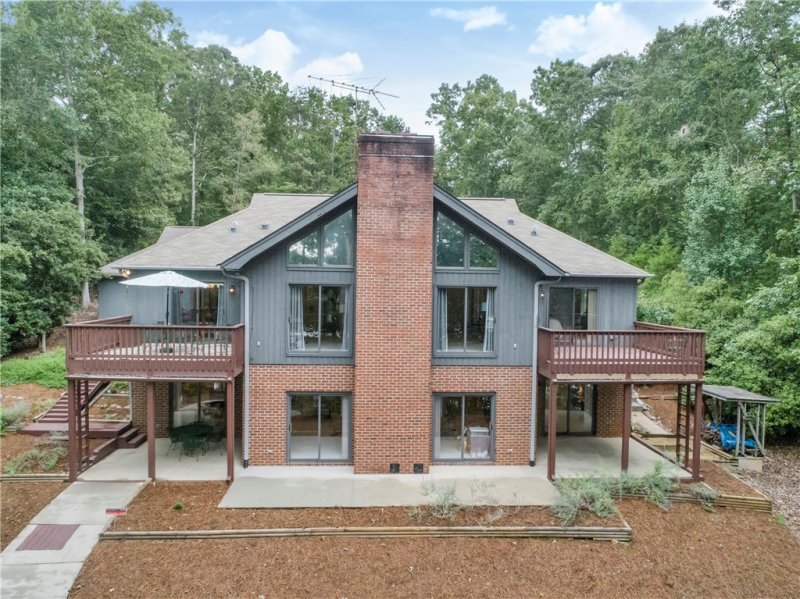 Property image 3 at 630 Seminole Point Road, Fair Play, SC 29643