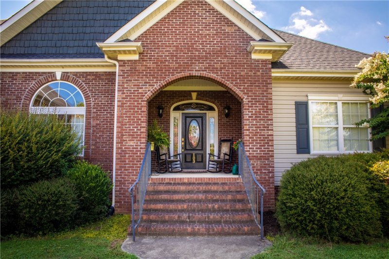 Property image 4 at 103 Ashe Court, Easley, SC 29642