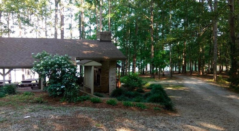 Property image 2 at 6003 Mt Vernon Drive, Seneca, SC 29672