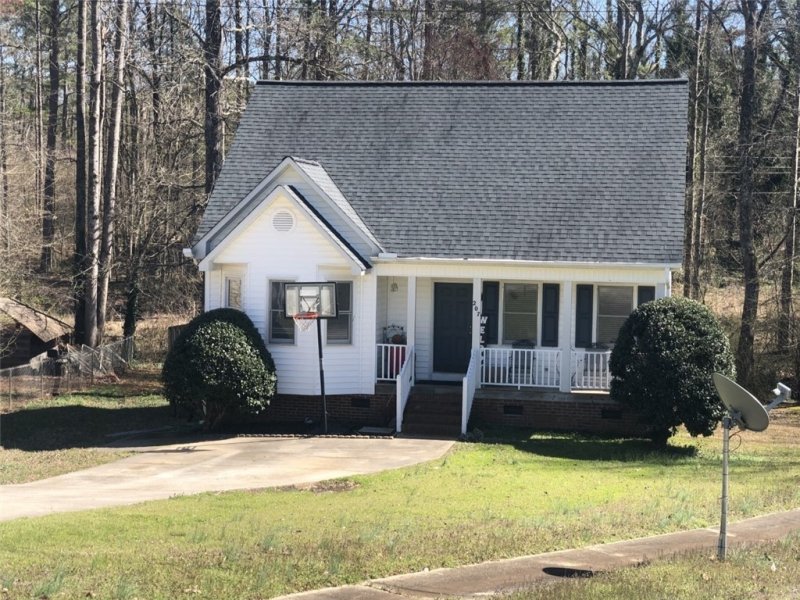 Property image 2 at 207 Branchwood Drive, Liberty, SC 29657