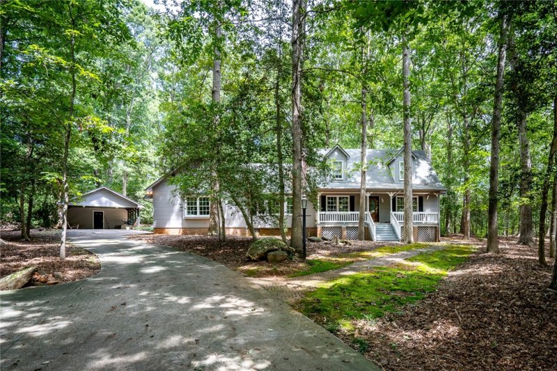 Property image 3 at 204 Oak Hollow, Pendleton, SC 29670