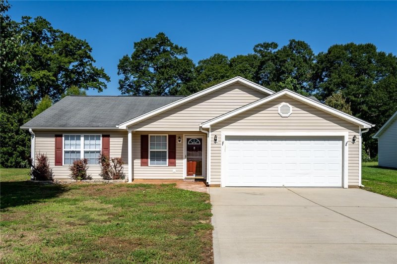 Property image 2 at 222 Rio Way, Anderson, SC 29625