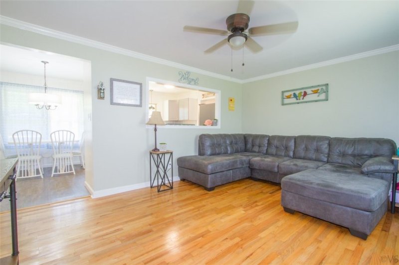 Property image 3 at 105 Poplar Avenue, Anderson, SC 29625