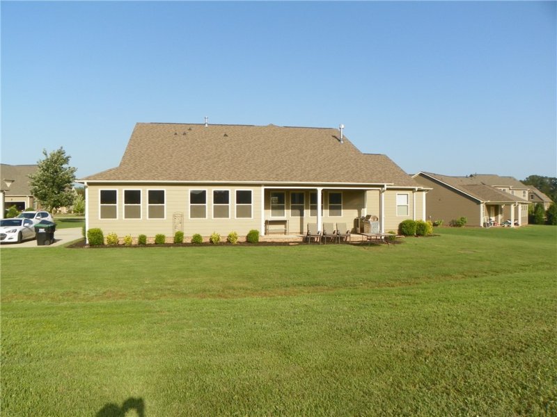 Property image 2 at 5 Sparrow Drive, Williamston, SC 29697